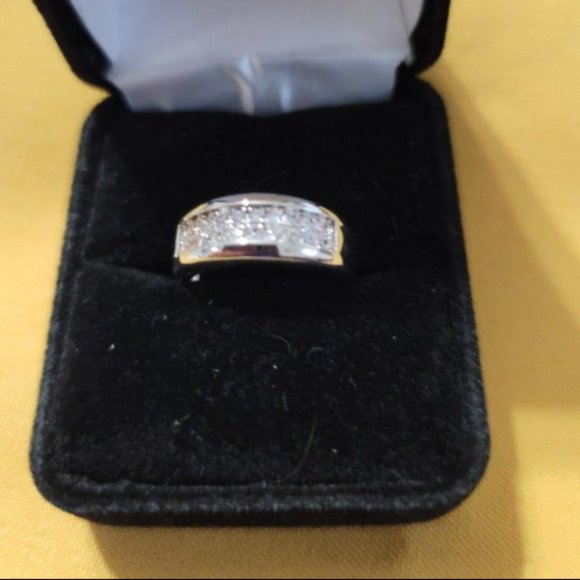 Stunning Diamond Accents 2 Row Anniversary Ring - Picture 6 of 7